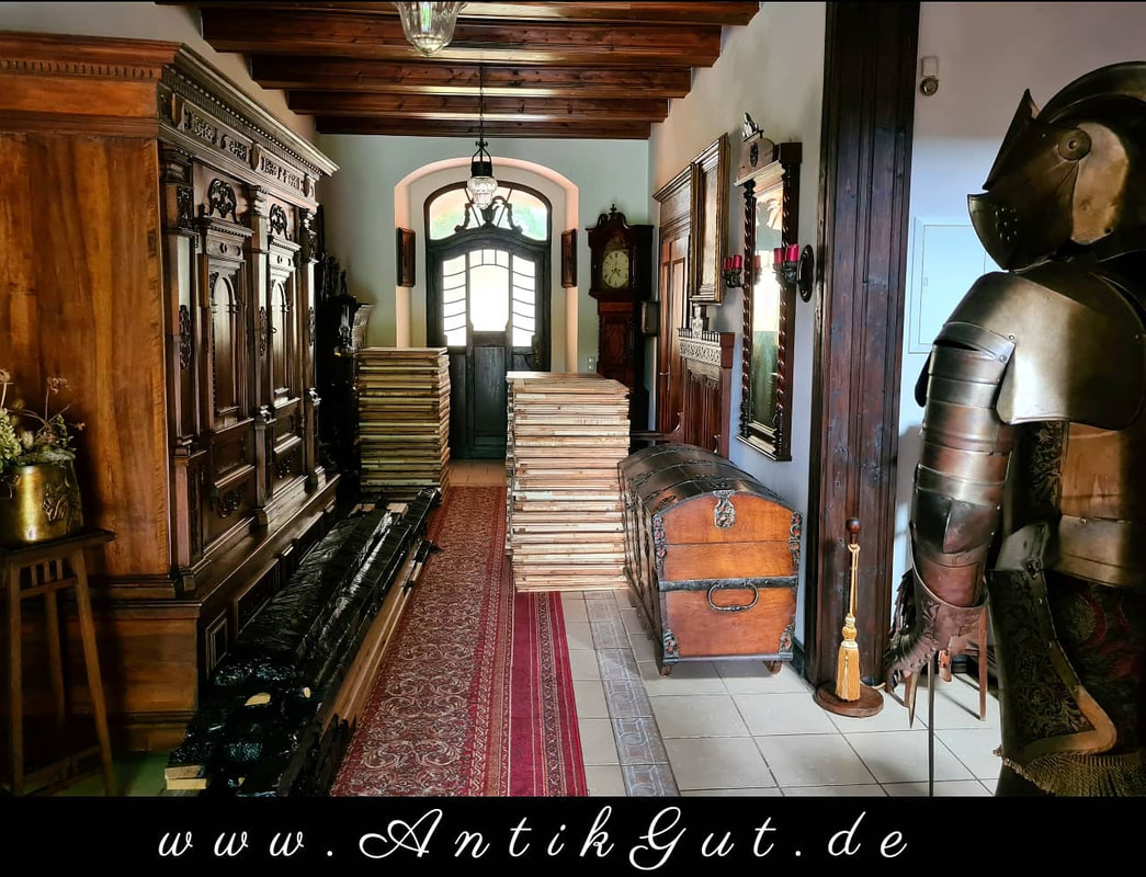 Das historische Tafelparkett fürs Kaminzimmer im Eingangsbereich vom Gutshaus Pöthen